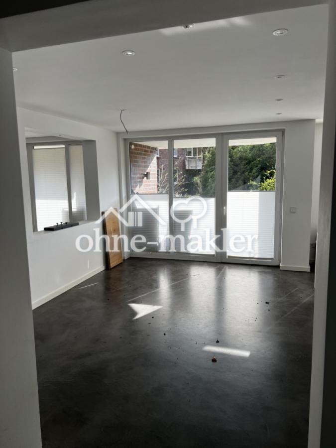 Wohnzimmer / Essbereich