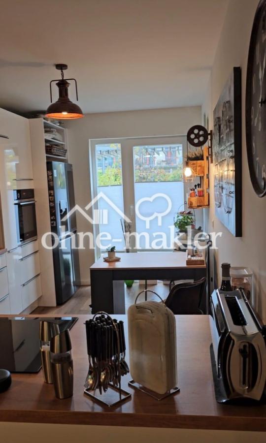 Küche Blick in Innenhof