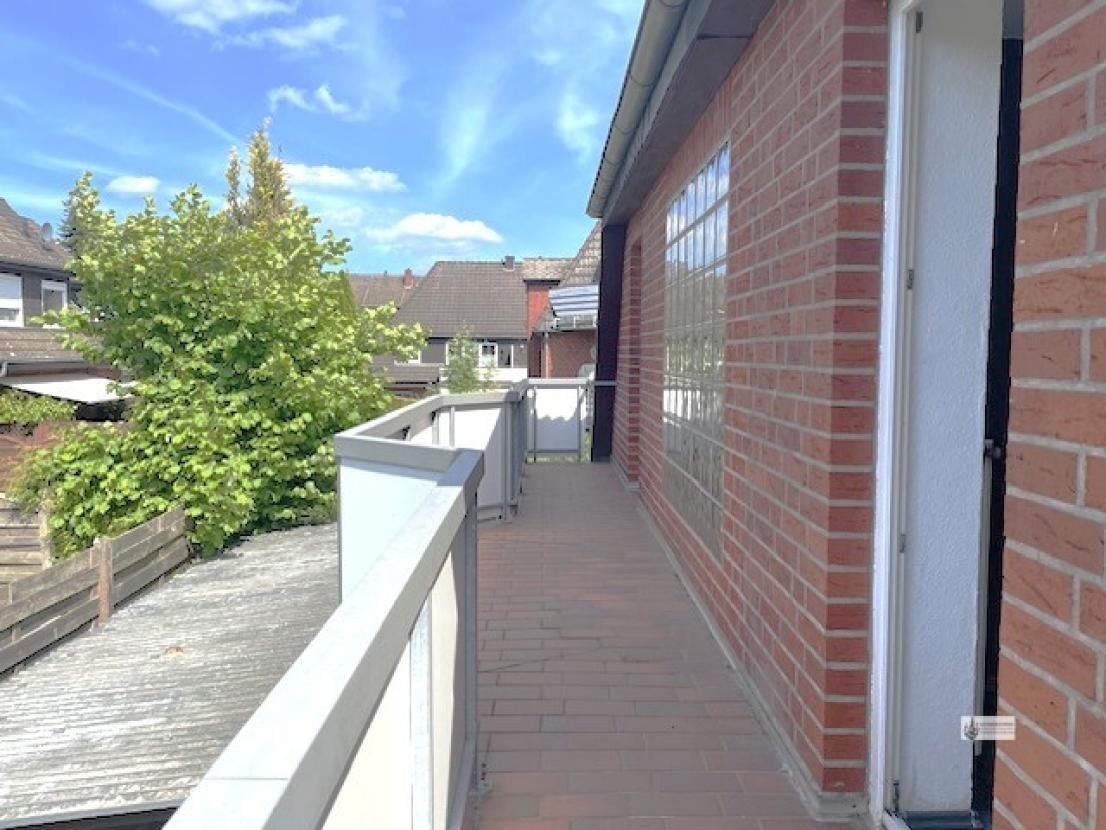 Balkon vor den Schlafzimmern