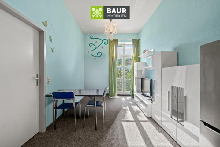 RSC04709 Wohnbereich mit Zugang zum Balkon_bearb_web