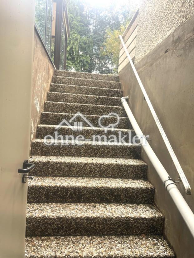 Kellertreppe außen