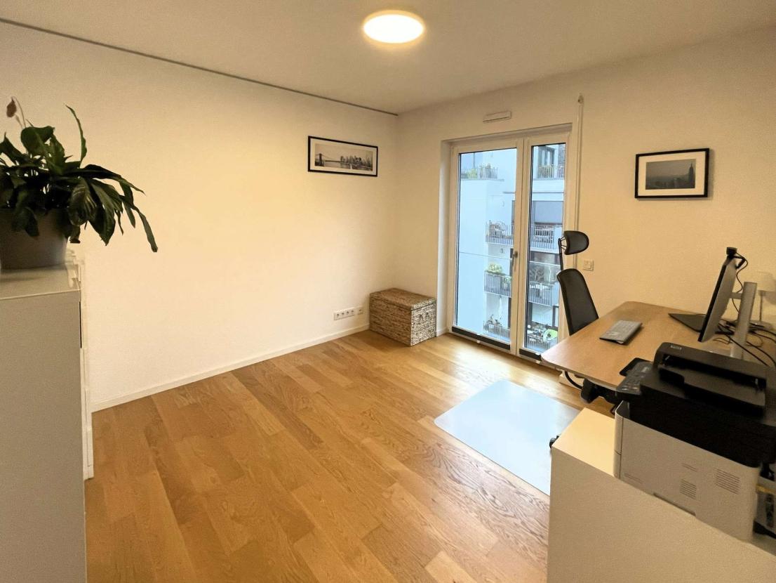 Büro / Kinderzimmer