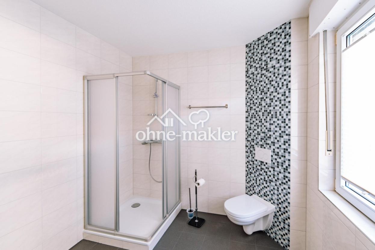 Badezimmer EG Dusche