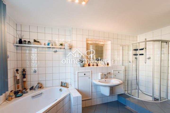 Badezimmer DG Dusche