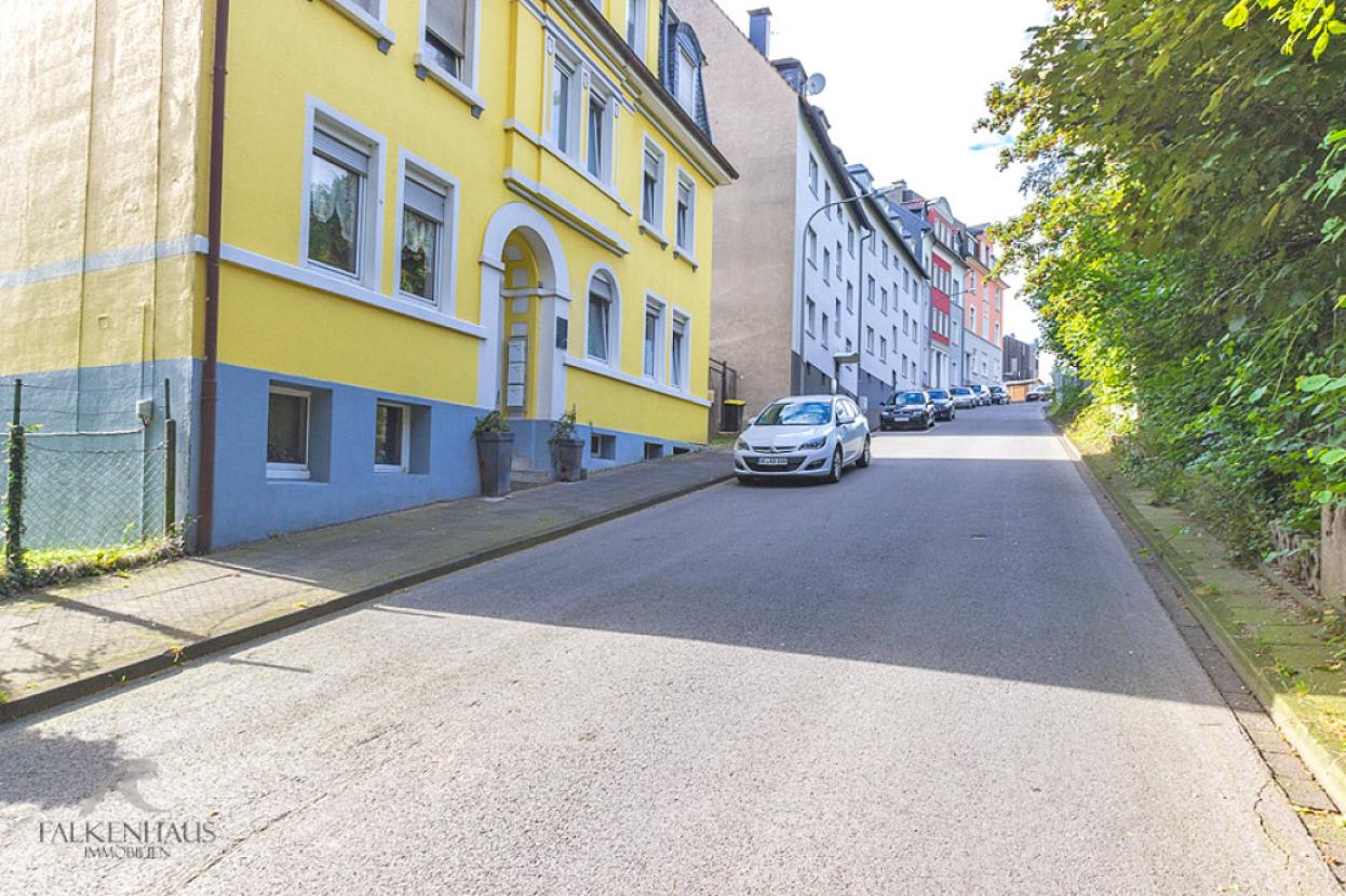 Gebäude Außenanischt - Weitere Perspektive