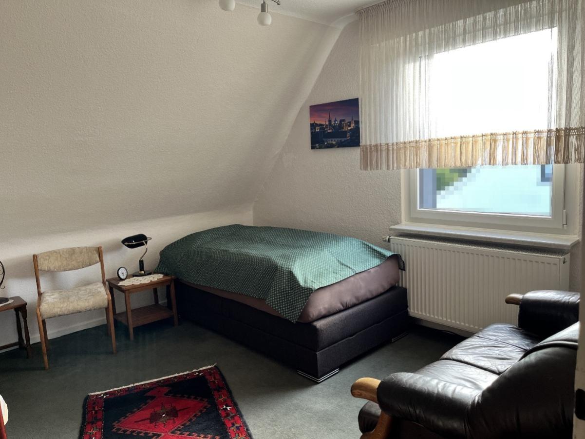 Schlafzimmer 1. OG