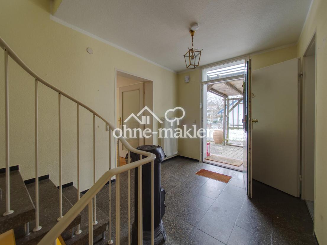 Eingang, Treppenhaus