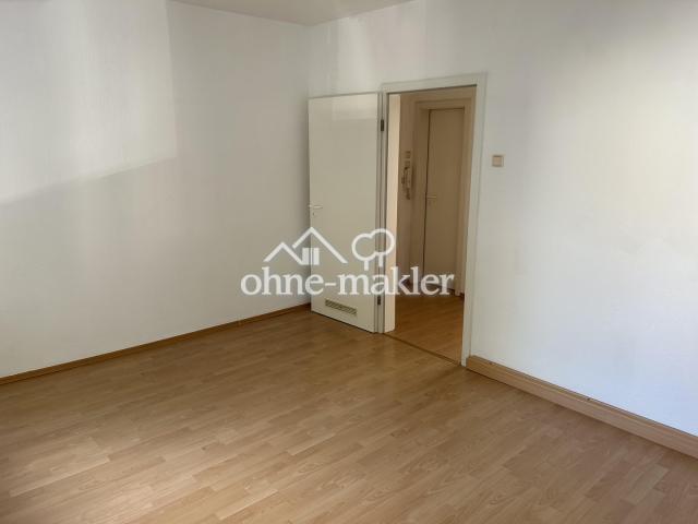 Zimmer Straßenseite