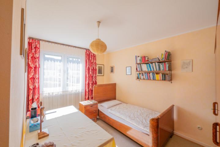 Schlaf- / Kinderzimmer 1. OG