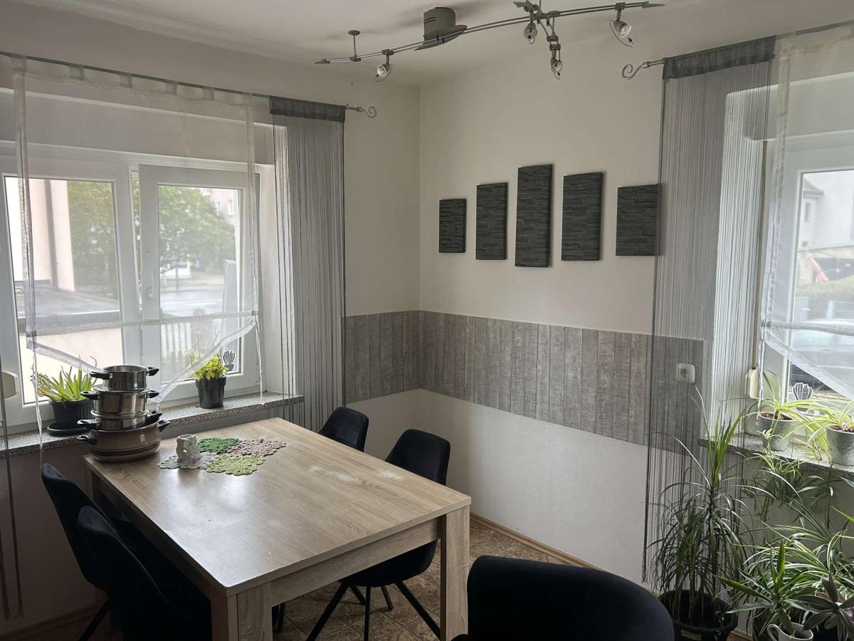 EG