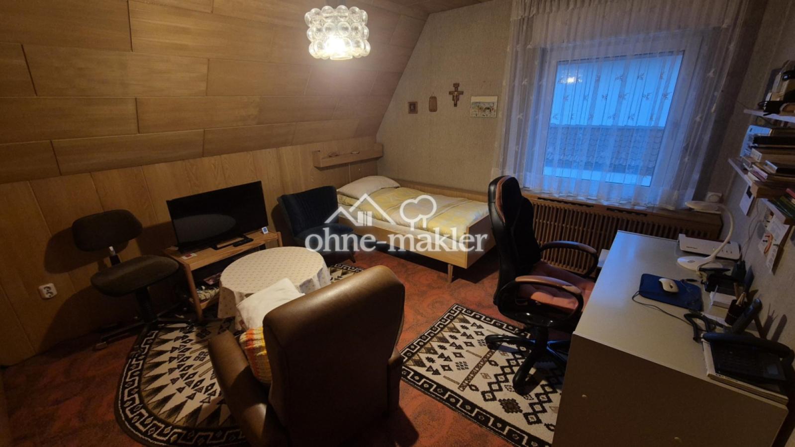 1. Schlafzimmer OG (1)