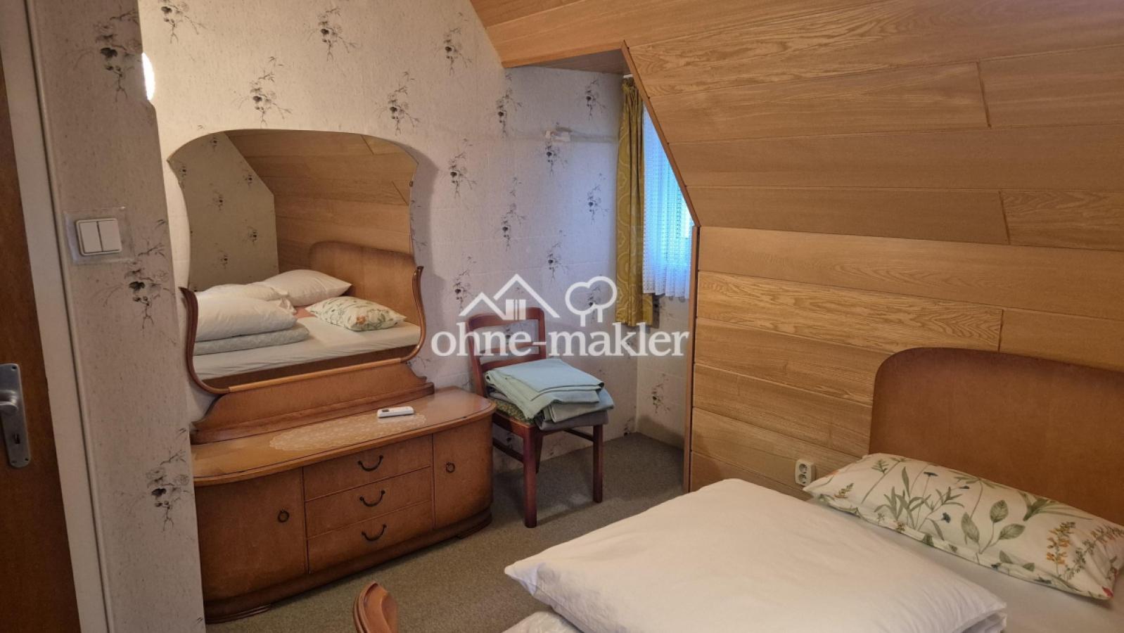 3. Schlafzimmer OG (3)