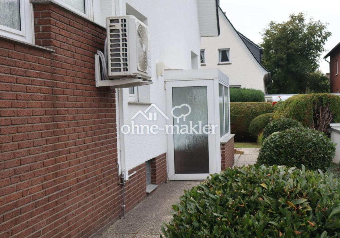 Seiteneingang zum Keller