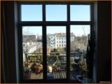 ... zum Balkon