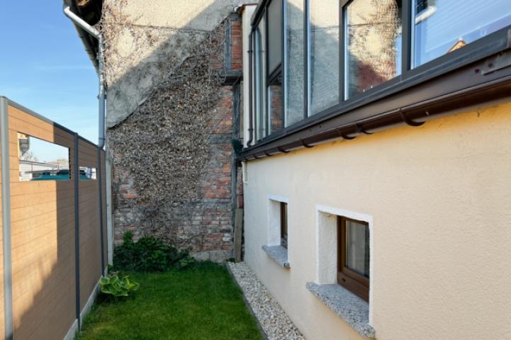 Rundum gepflegtes Grundstück