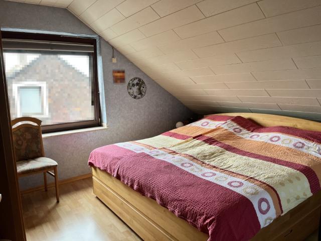 Schlafzimmer (2)