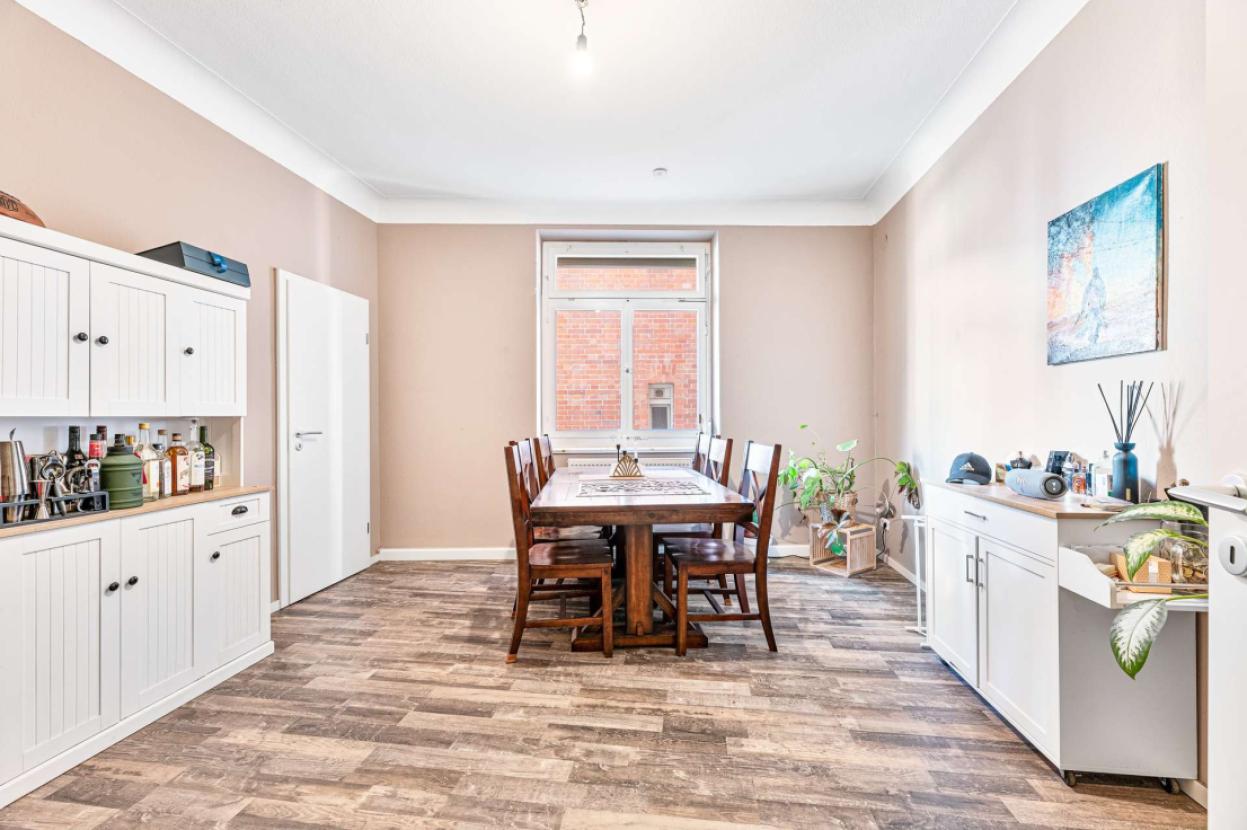 Essbereich/ Schlafzimmer 