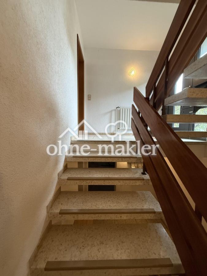 Aufgang Treppenhaus 1. OG