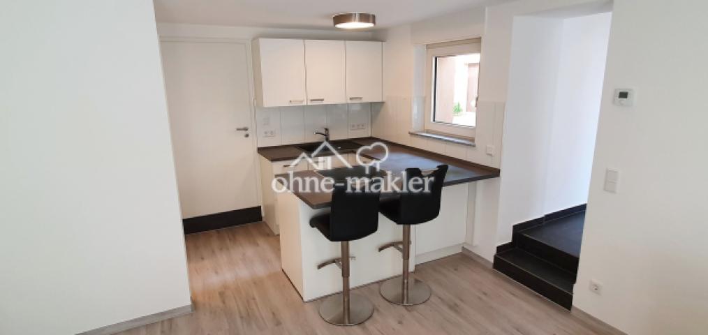 Whg. Wohnz. mit Küche Foto 1v6