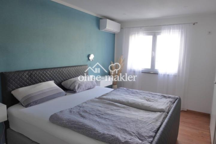 Schlafzimmer Eltern OG