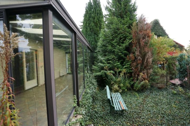 Grünfläche am Wintergarten