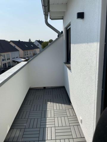 DG vermietete Wohnung - Balkon