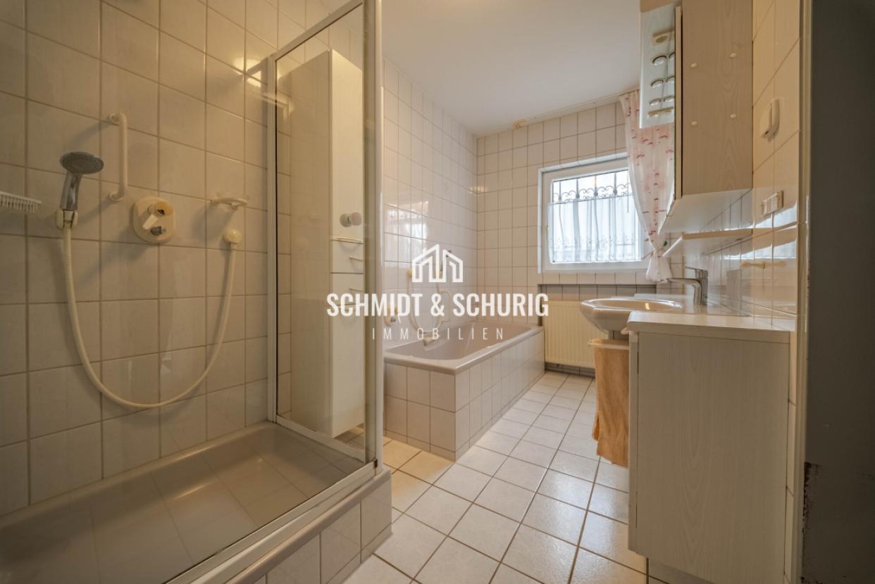 Badezimmer / Erdgeschoss