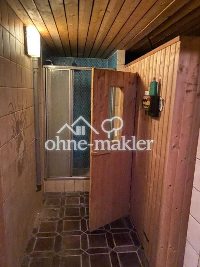 Sauna mit Dusche KG