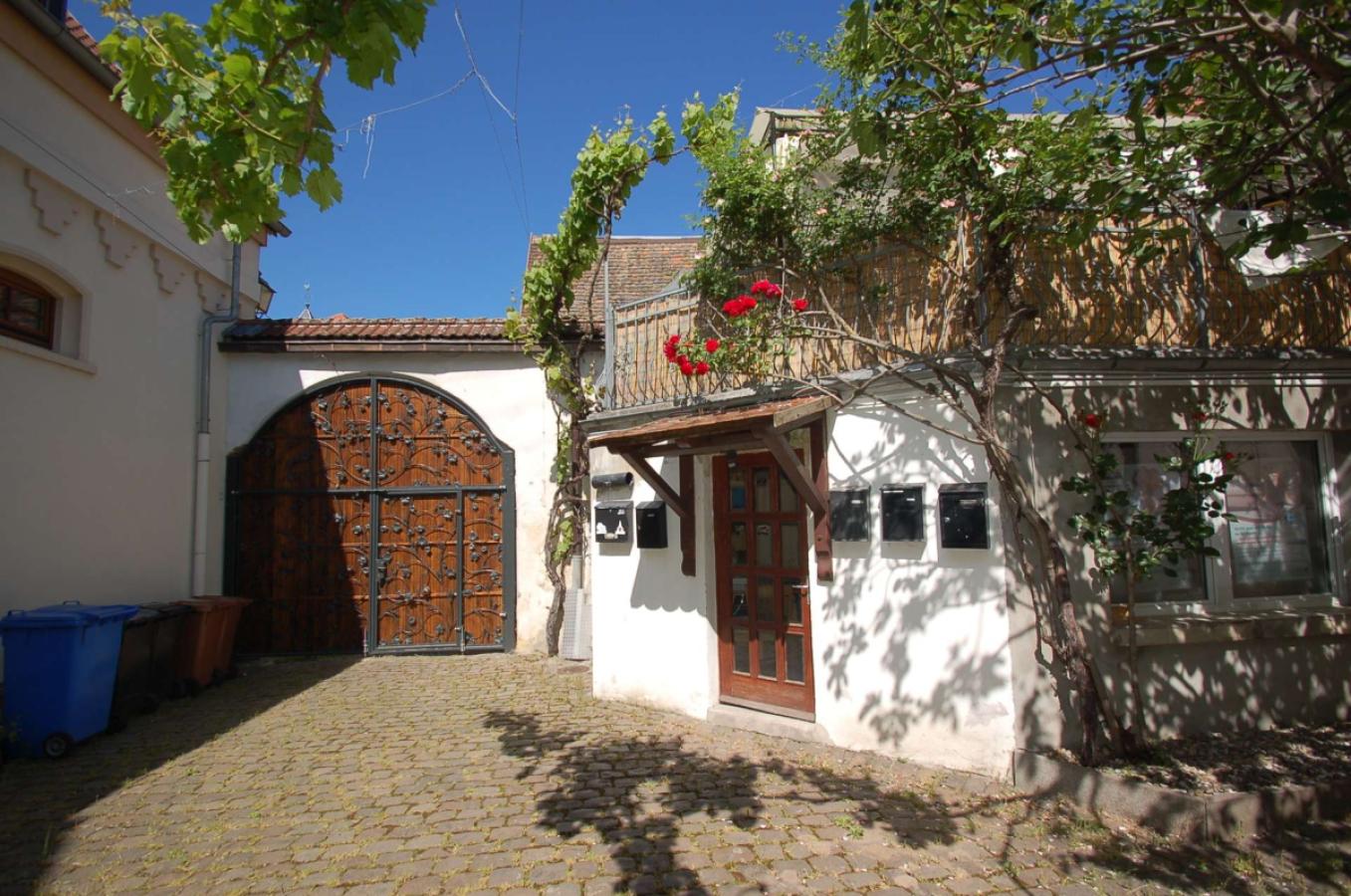 Romantischer Innenhof