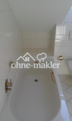 Badewanne mit Extrahaltegriff