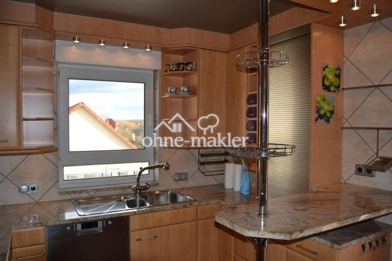 Einbauküche inkl. neuer Geräte