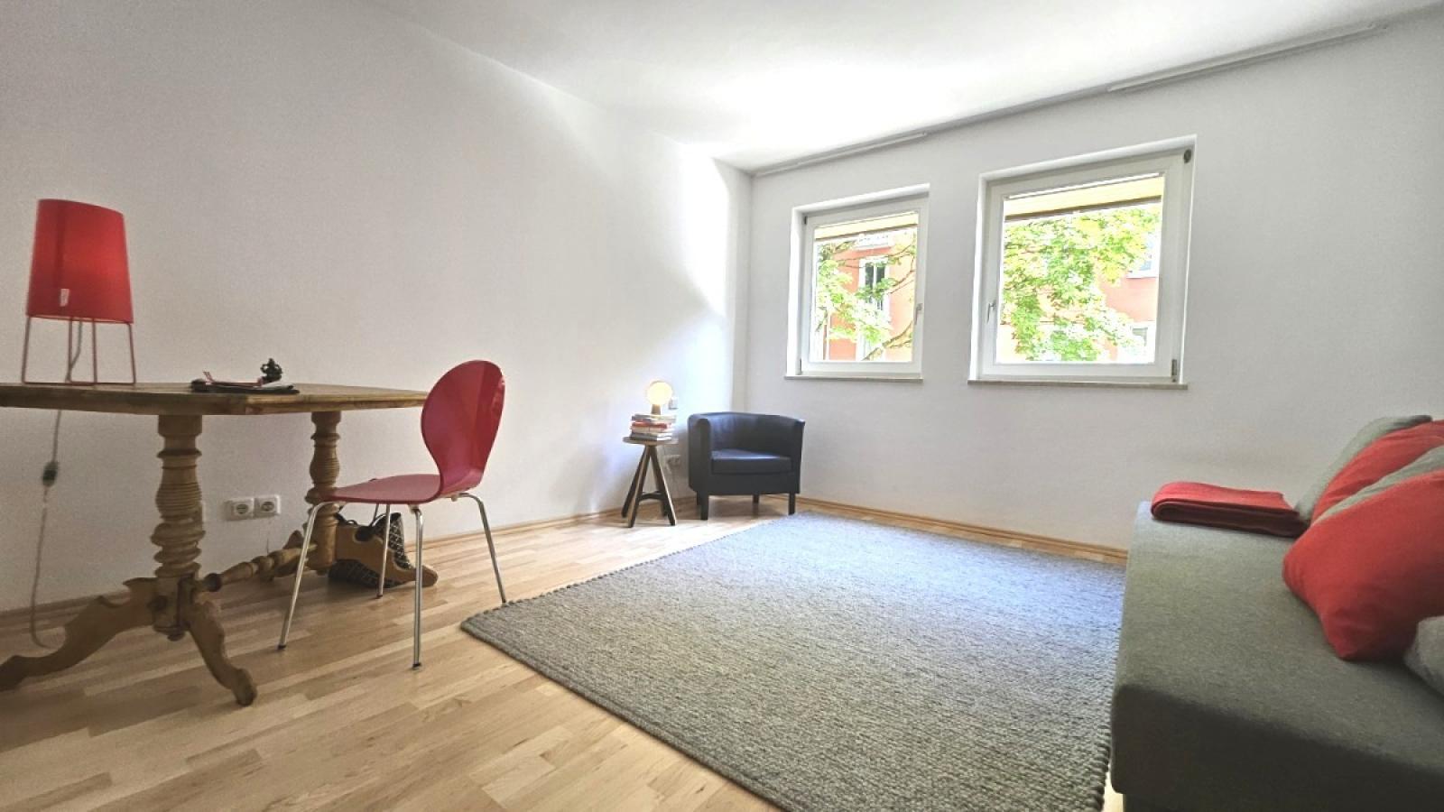 Gastezimmer mit Blick nach Draußen