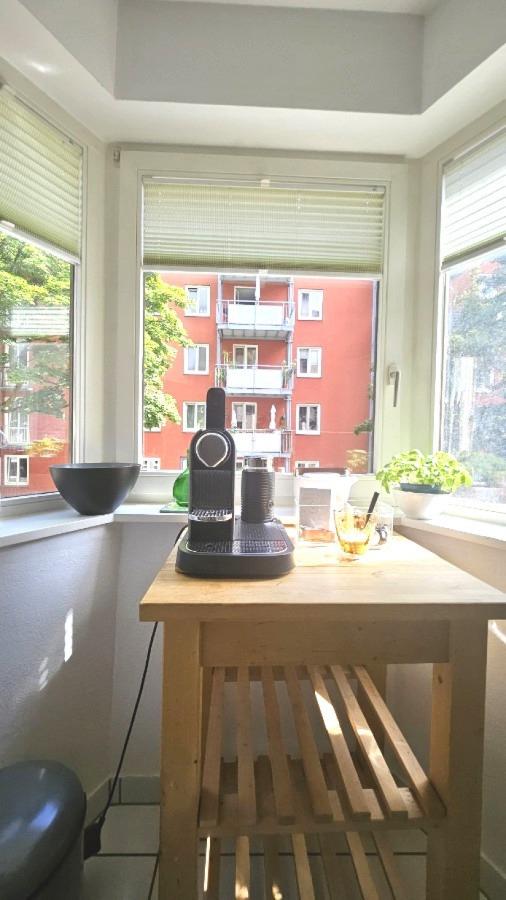 Küche mit Blick nach Draußen