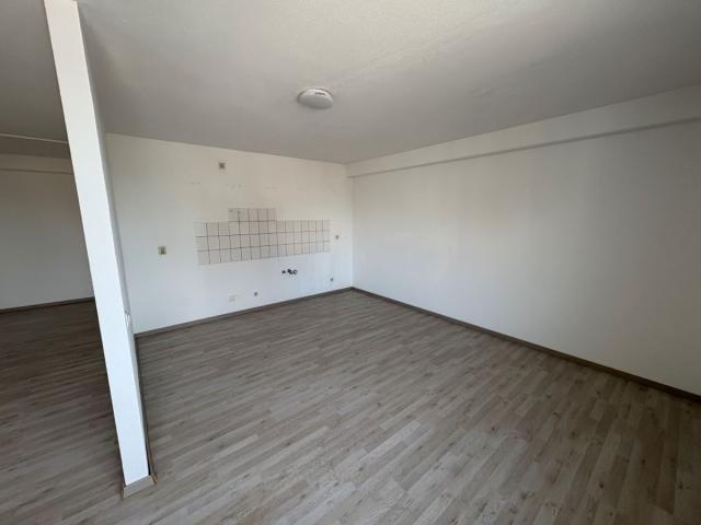 04-1.OG-Küche blick von Fensterseite