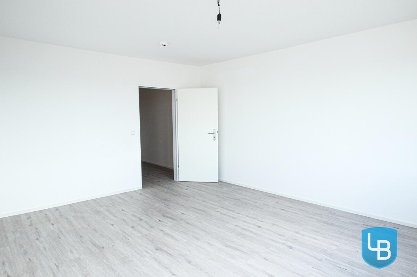 ..großzügig geschnitten