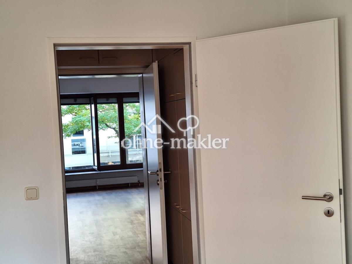 Blick ins Wohnzimmer