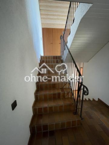 Treppenhaus zum Dachgeschoss