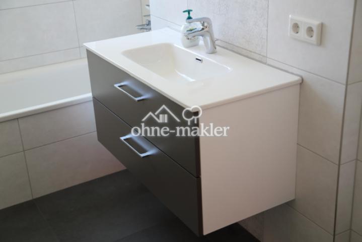 Bad - Waschb. mit Unterschrank