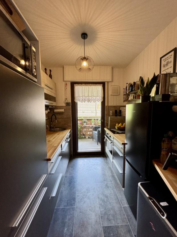 Blick in die Küch im 1.OG