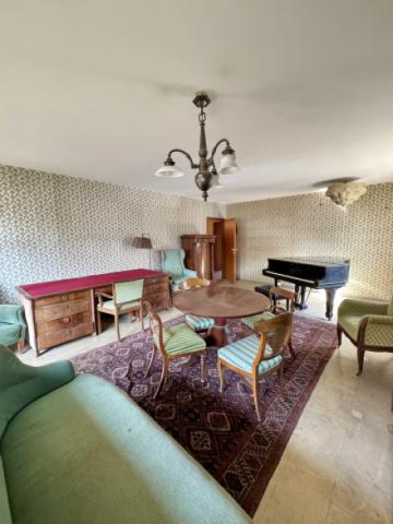 Blick ins Wohnzimmer