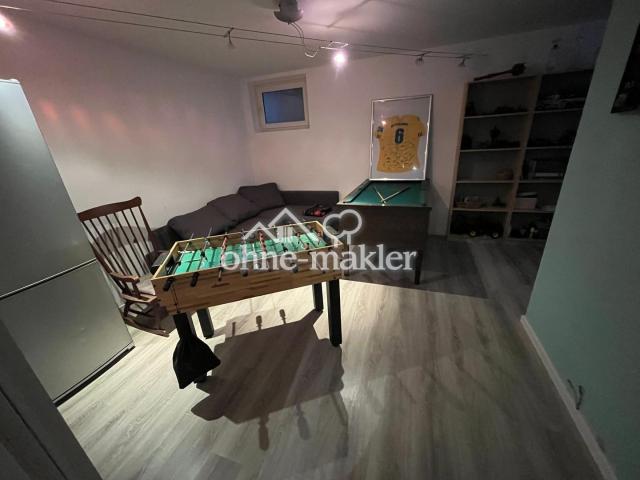 Kellerzimmer mit Dusche