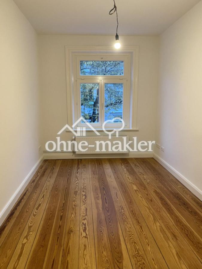 Schlafzimmer Ansicht 1