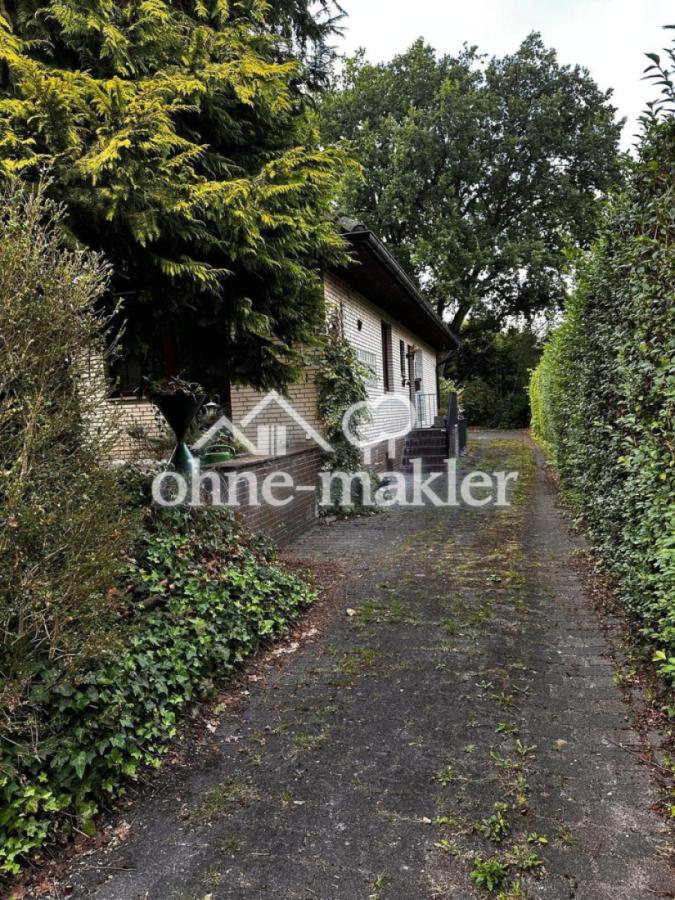 Eingangsbereich mit Einfahrt