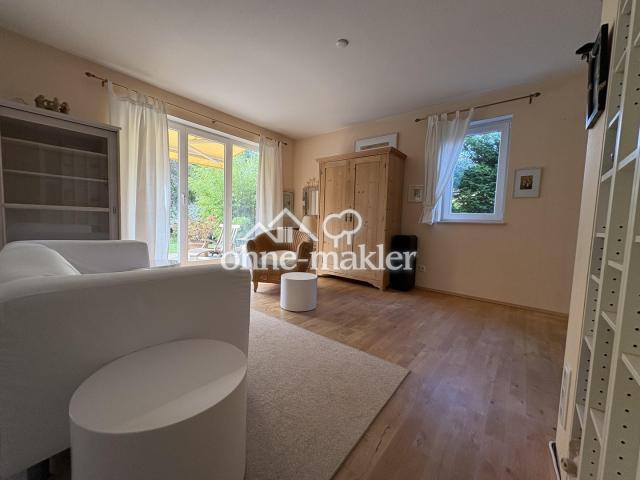 Blick ins Wohnzimmer