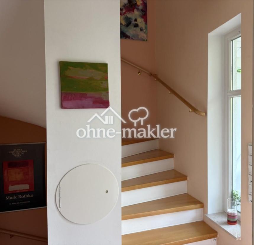 Aufgang Treppe zum 1.OG