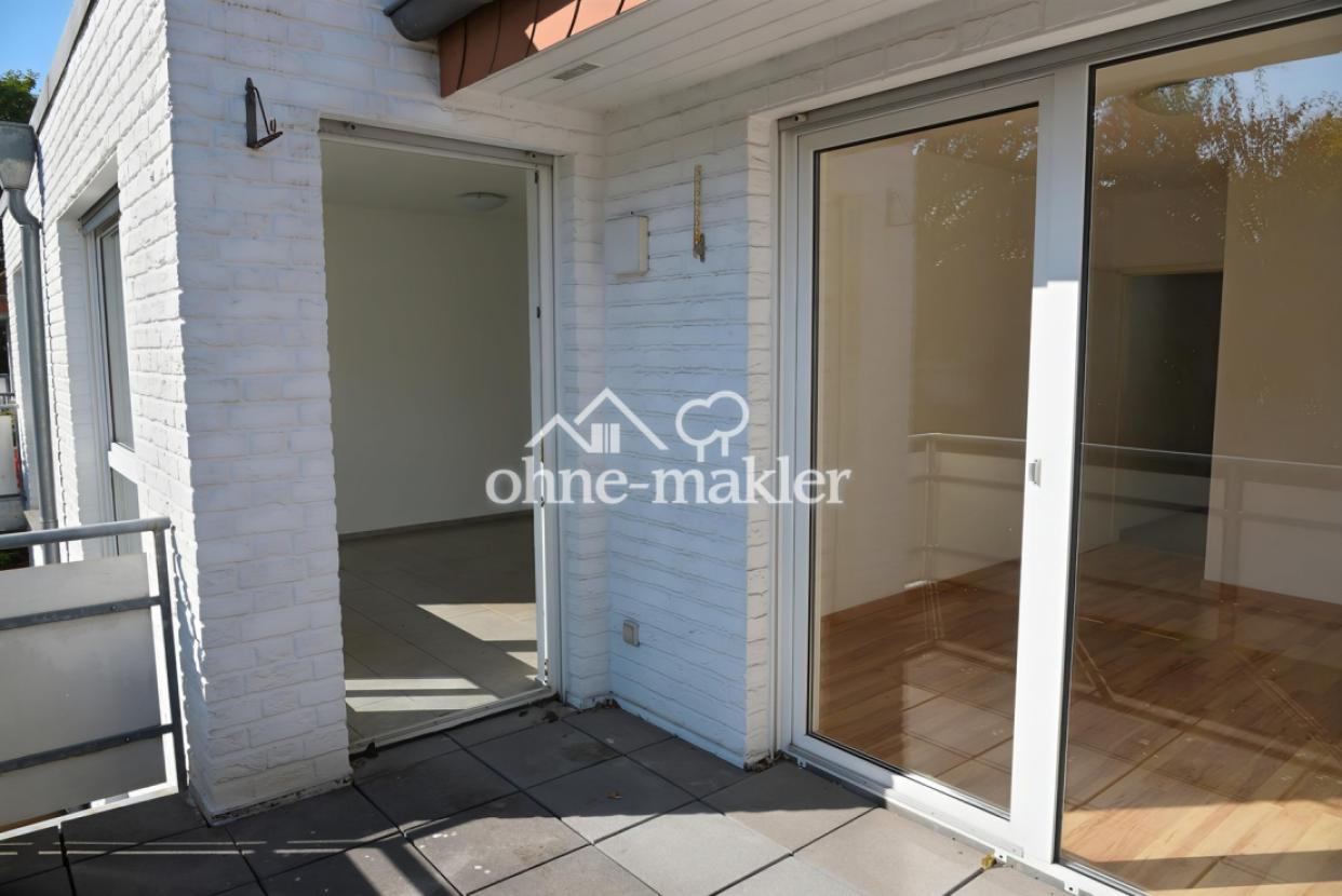 Balkonzugang Wohnzimmer