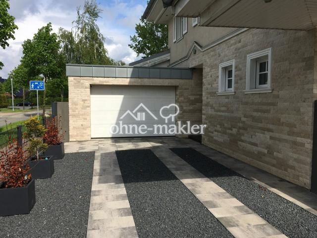 Garage I  /Auffahrt 