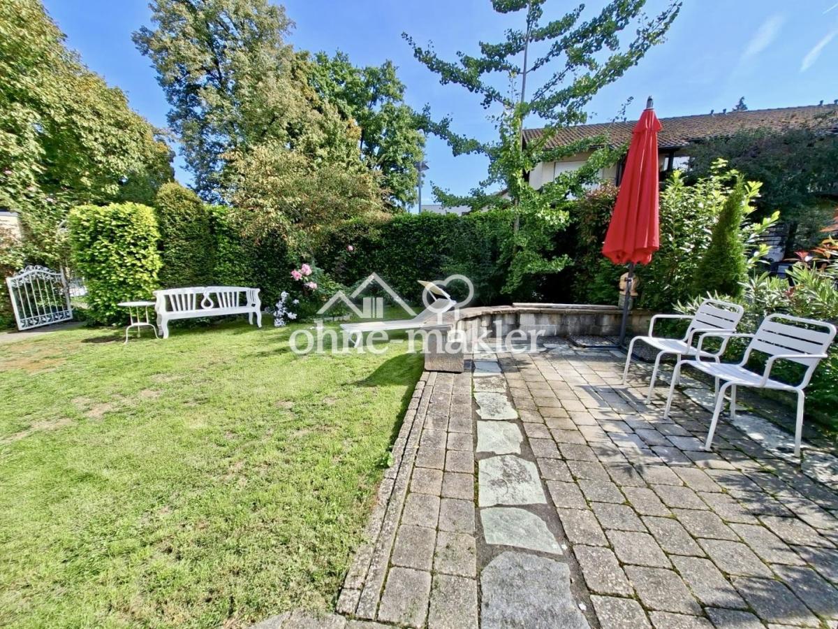 Sonniger Aussensitzplatz