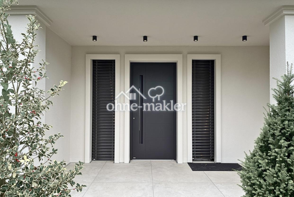 Überdachter Eingangsbereich