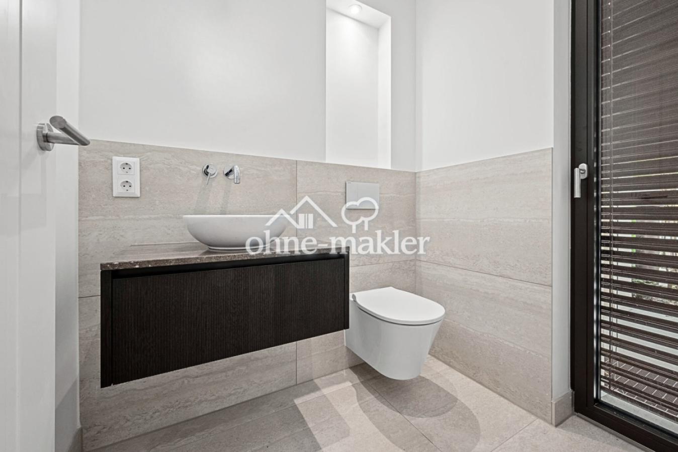 Gäste-WC Erdgeschoss